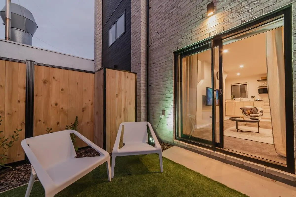 The Perfect City Nook - Designers Delight Christchurch Holiday home